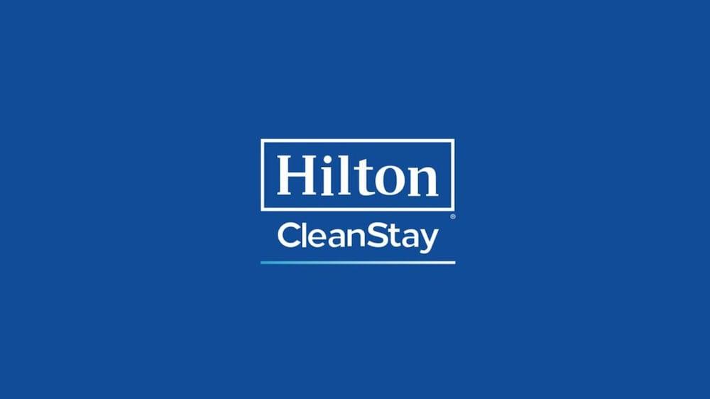 Hilton Garden Inn Chicago/Midway Airport Bedford Park Bagian luar foto
