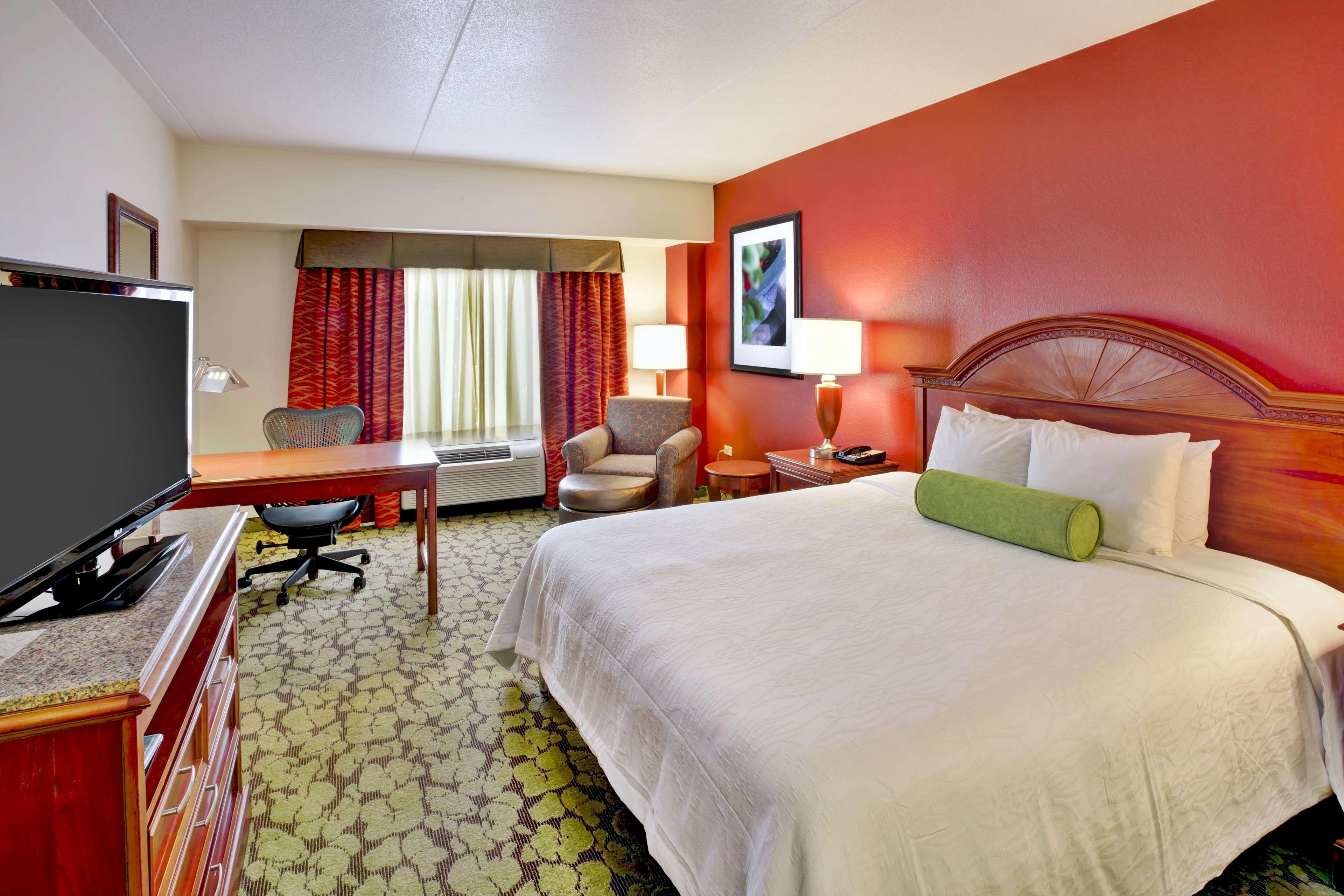 Hilton Garden Inn Chicago/Midway Airport Bedford Park Bagian luar foto
