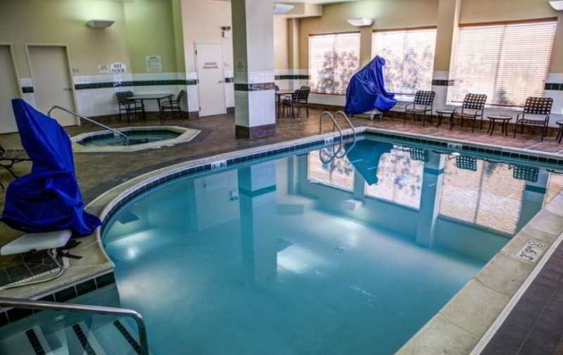 Hilton Garden Inn Chicago/Midway Airport Bedford Park Bagian luar foto