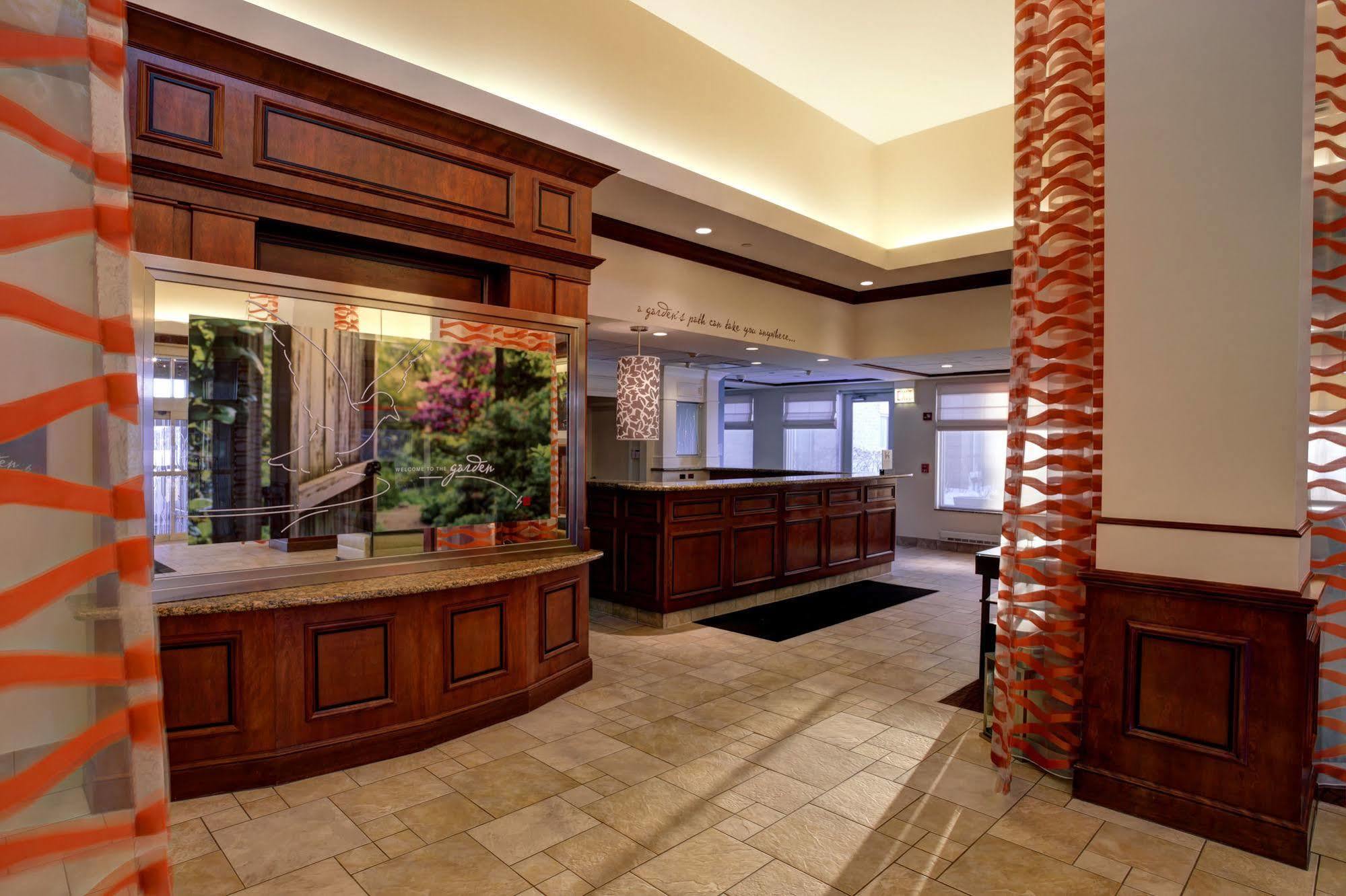 Hilton Garden Inn Chicago/Midway Airport Bedford Park Bagian luar foto